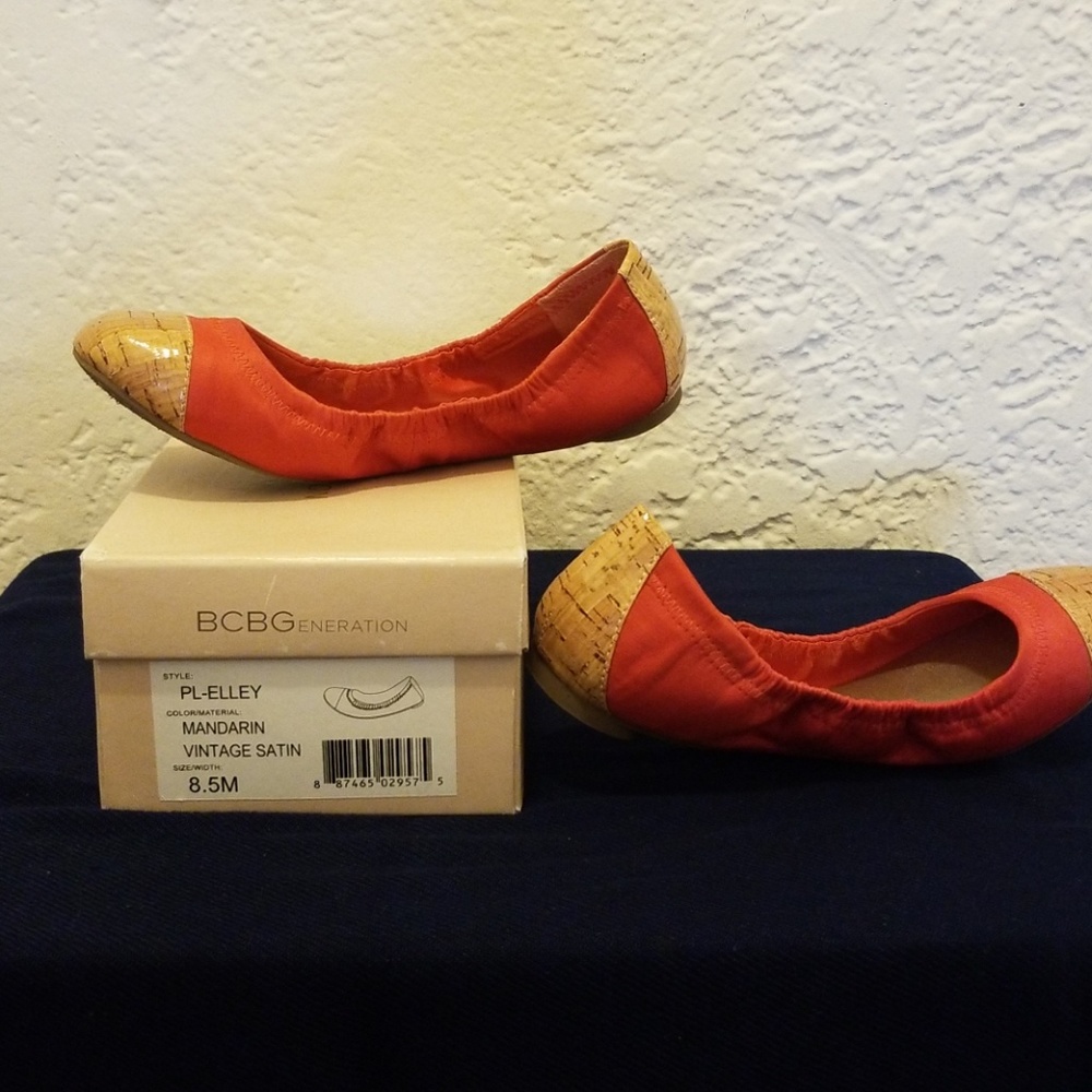 BCBG Mandarin Vintage Satin Shoes Sz 8.5
